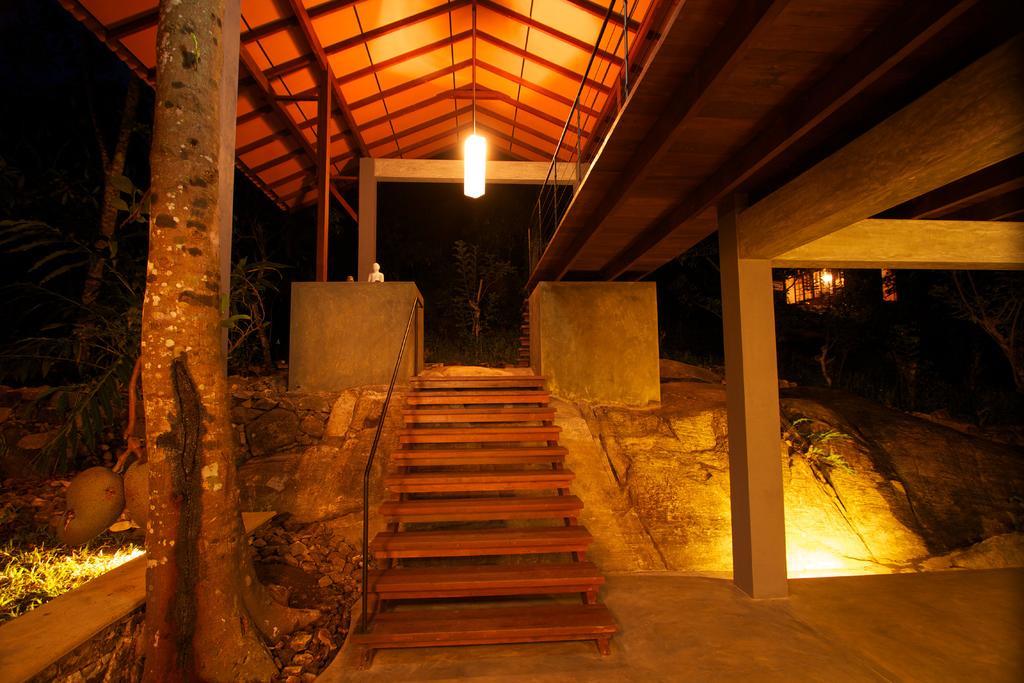 Bandura Kalawana - Rainforest Bungalow Exterior photo